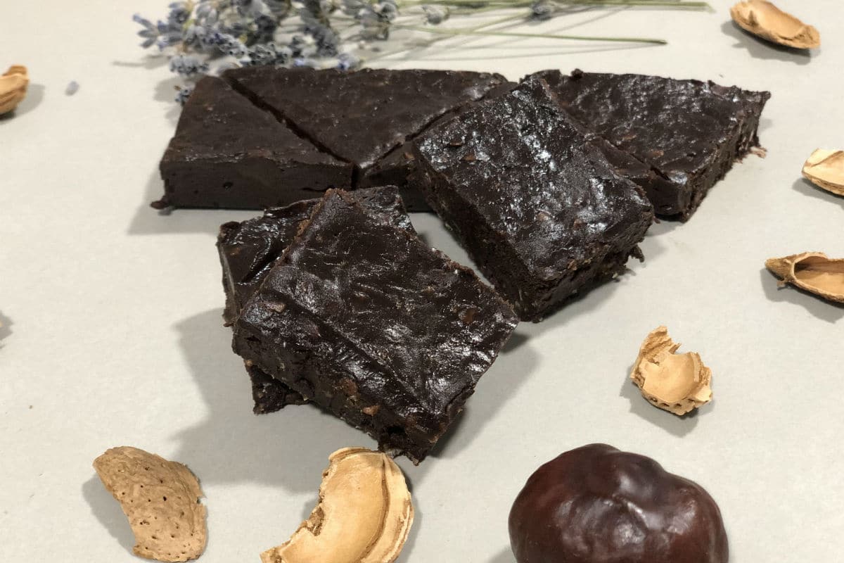 Fudge de chocolate negro y copos de quinoa